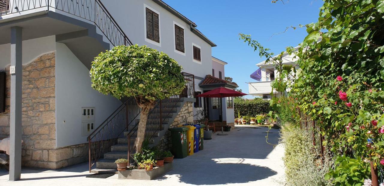 Latis Apartment Rovinj Exterior photo